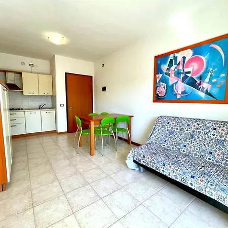 In Caorle With Balcony Apartment La Fagiana