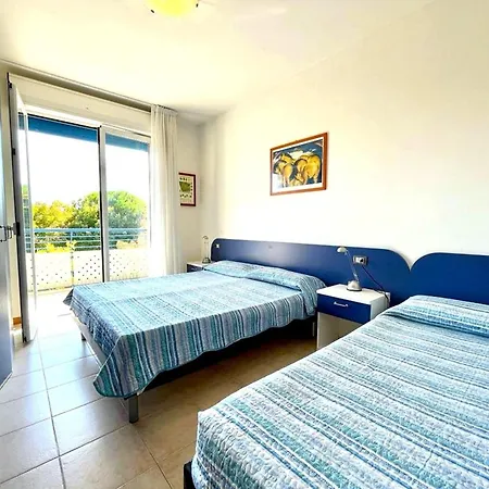 In Caorle With Balcony Apartment *