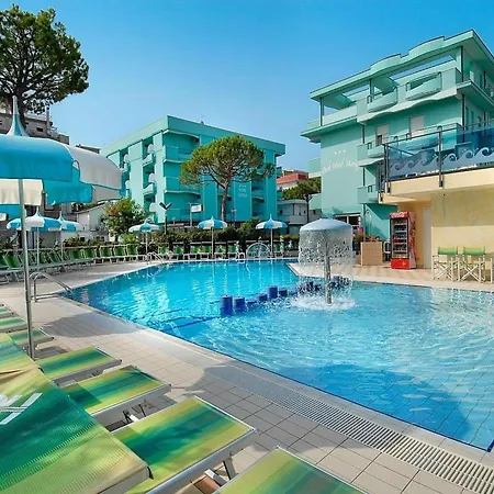 Apartment In Caorle With Balcony *