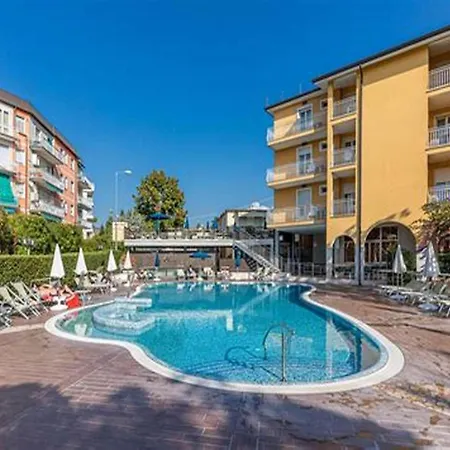 In Caorle With Balcony La Fagiana