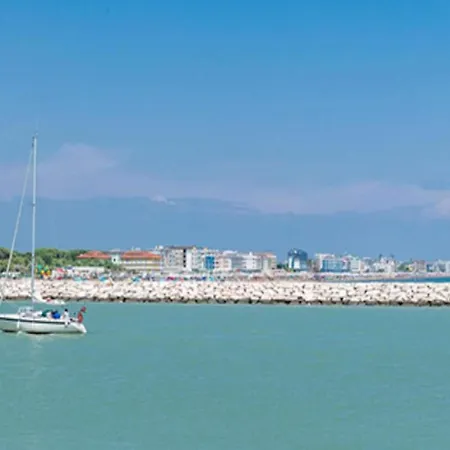 In Caorle With Balcony Apartment
