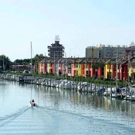 Apartment In Caorle With Balcony *