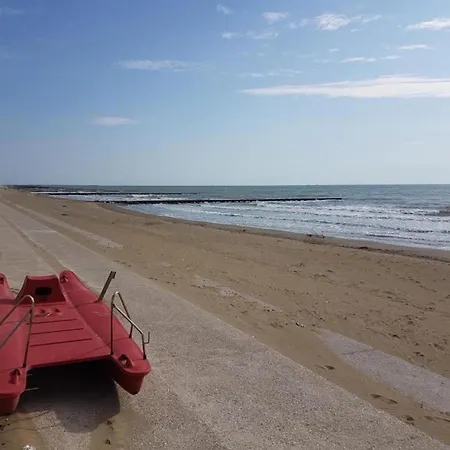 Apartment In Caorle With Balcony *